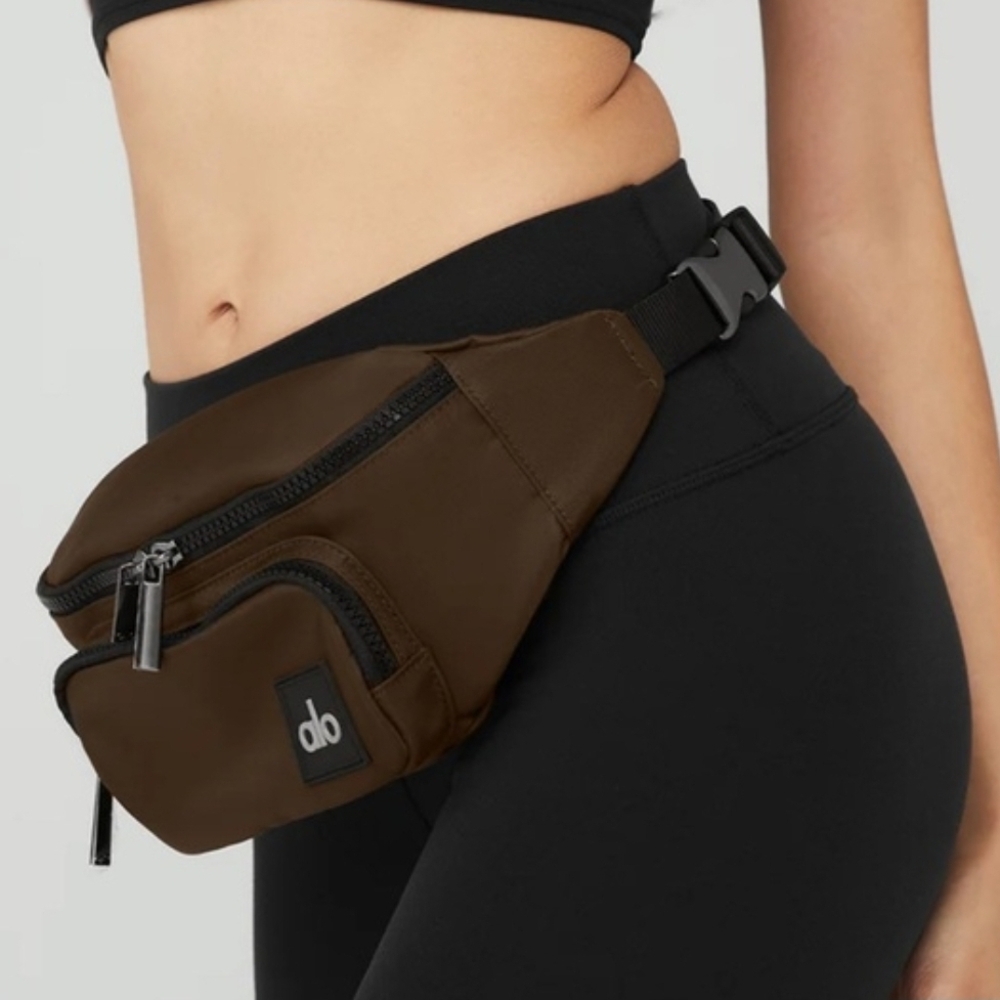 ALO Yoga Dark Brown Belt Bag - Picture 3 of 4
